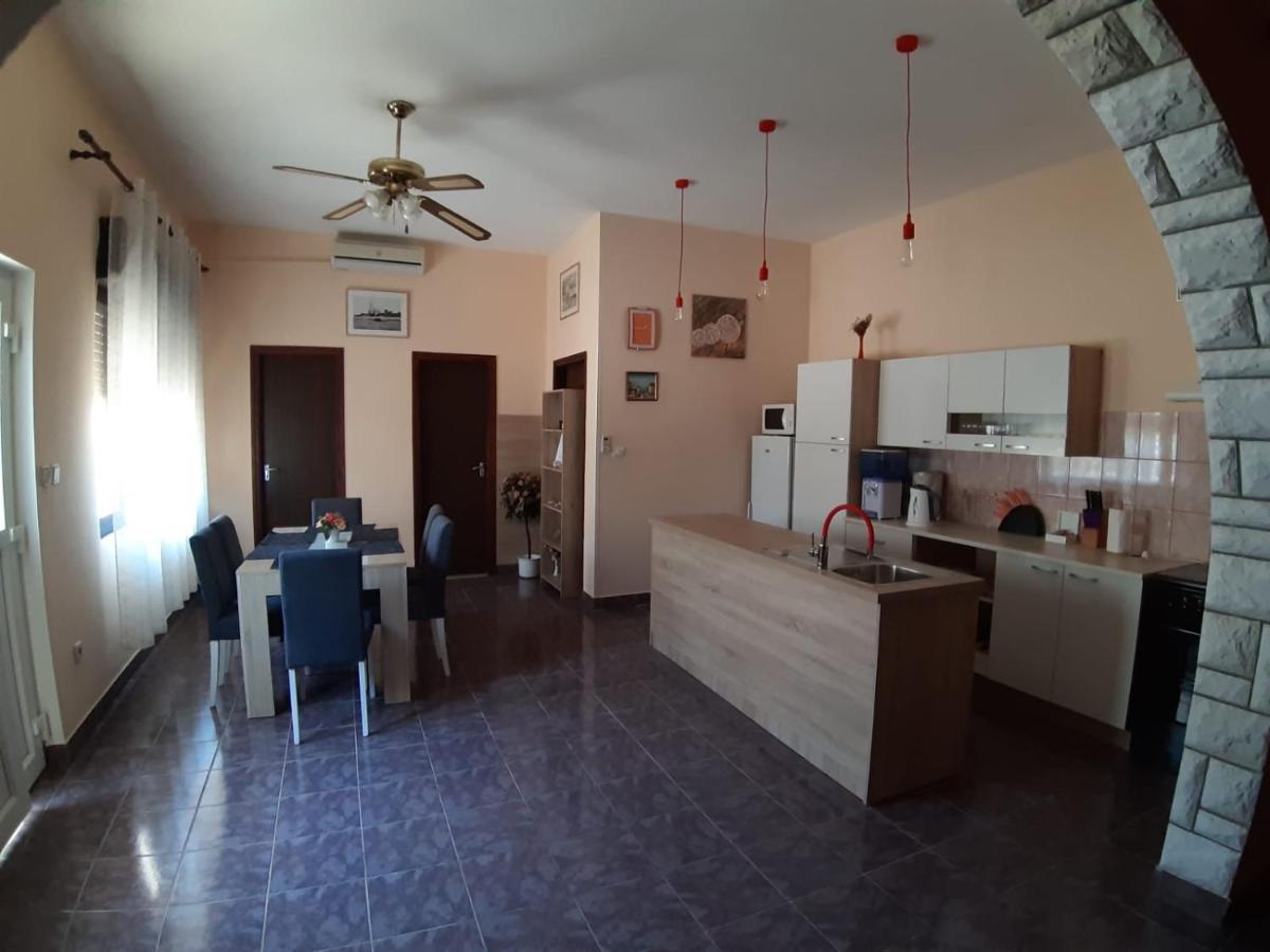 Apartment T&L Vir Dış mekan fotoğraf